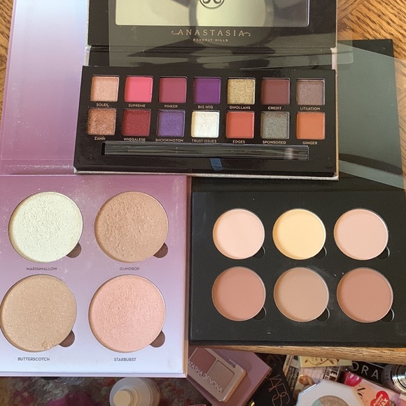 Anastasia bundle - Picture 2 of 5